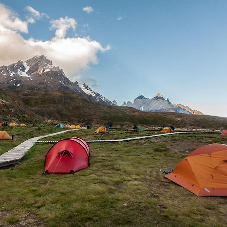 Refugio Vertice Paine Grande Torres del Paine National Park Exterior foto