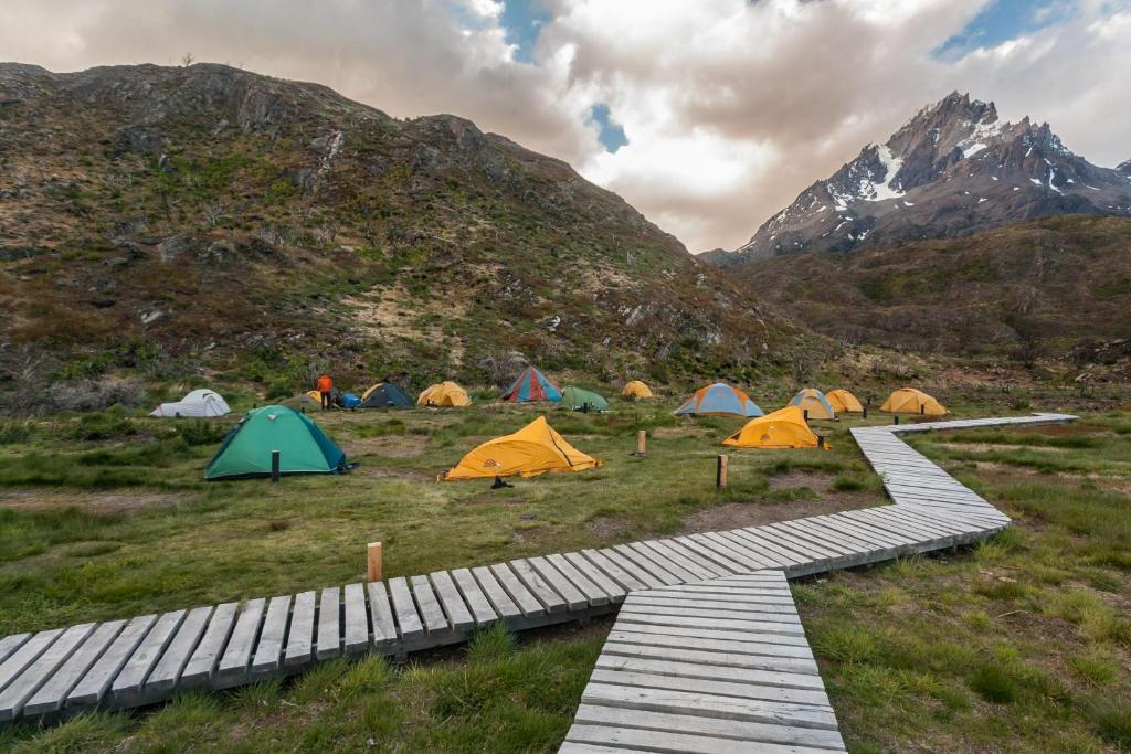 Refugio Vertice Paine Grande Torres del Paine National Park Exterior foto